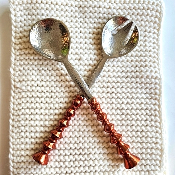 Vintage Copper Handled Metal Salad Servers, 12" Spoon Fork Salad Serving Set - Picture 13 of 13